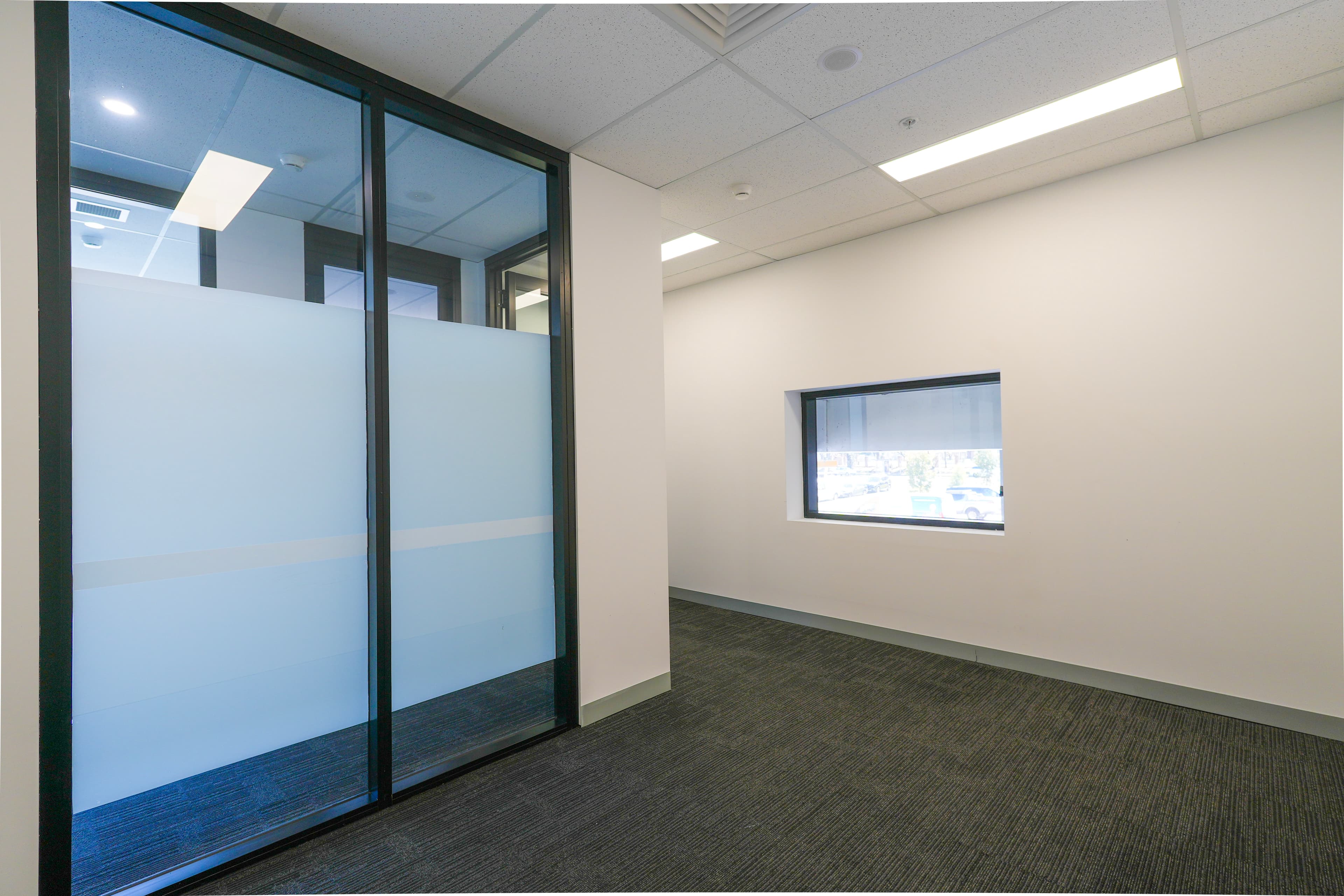 Revesby-office-area-04