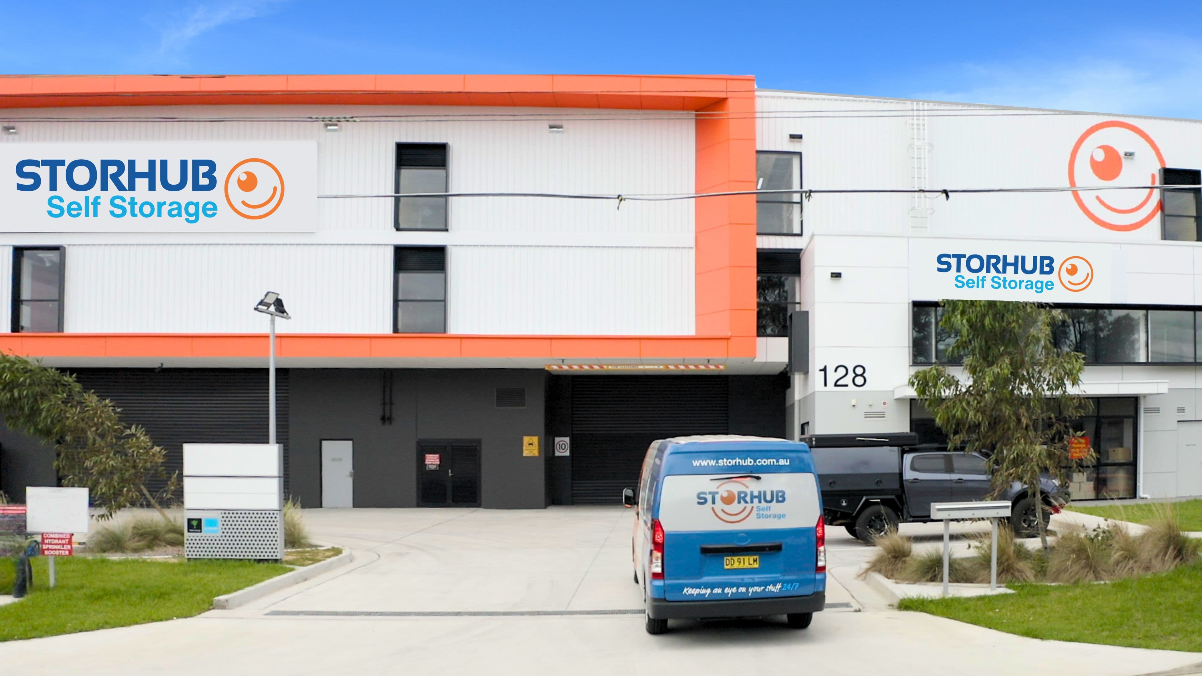 Revesby-Storage-StorHub-drive-through.jpg