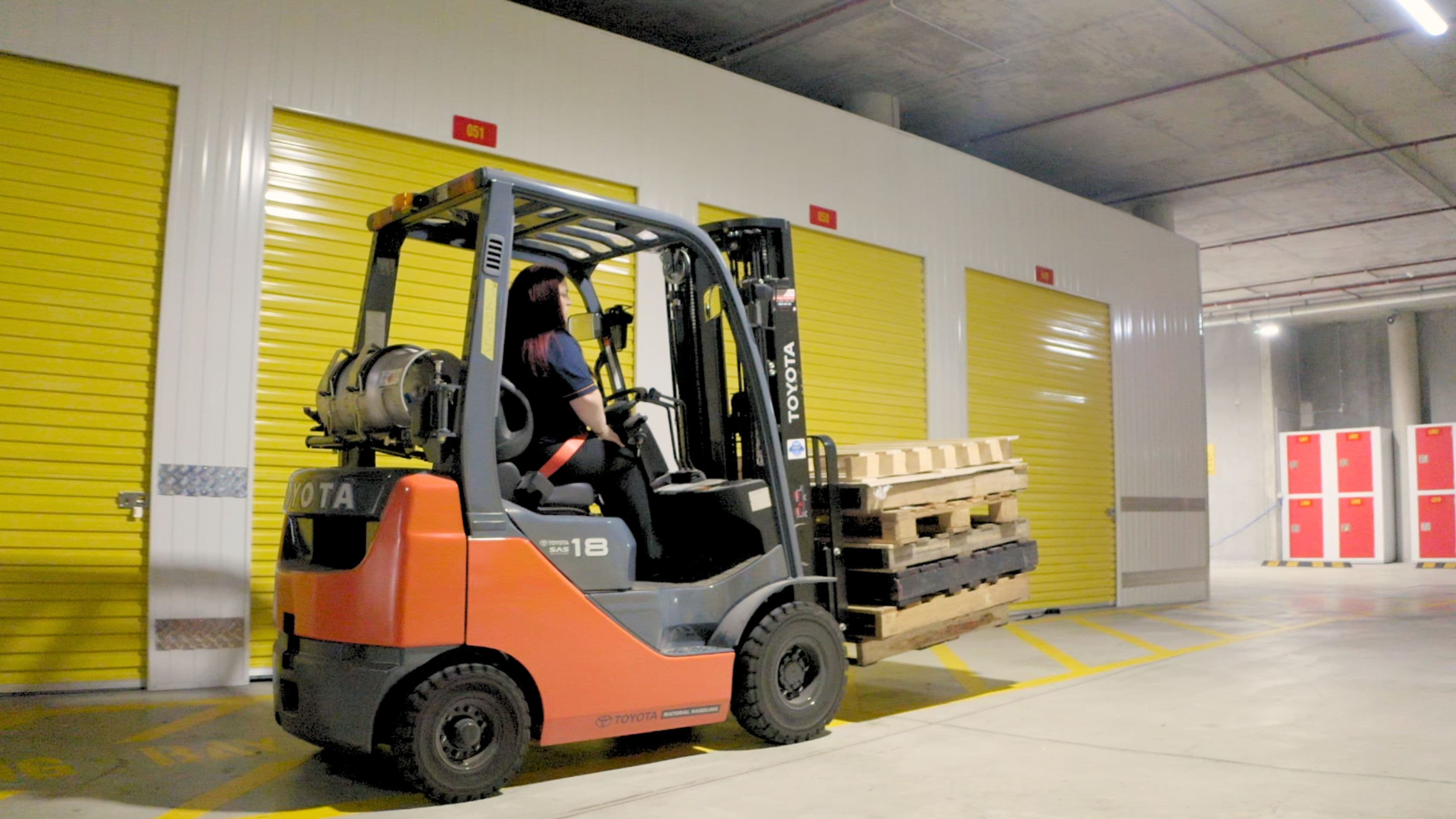 Revesby-Storage-StorHub-forklift.jpg