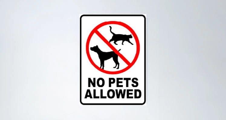 No pets allowed sign for storage space