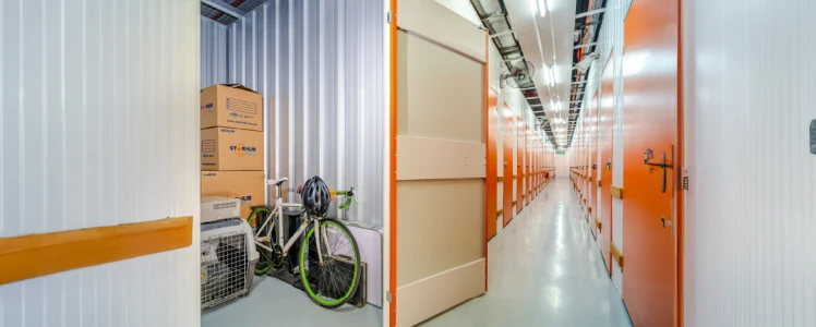 A StorHub storage unit